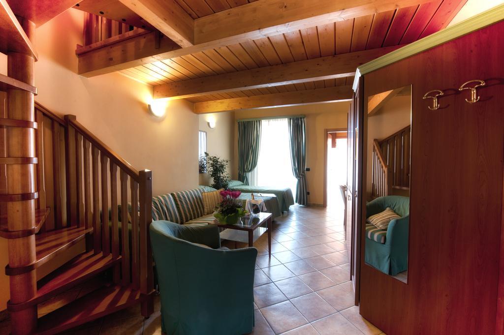 Villa Giglio Arsago Seprio Zimmer foto